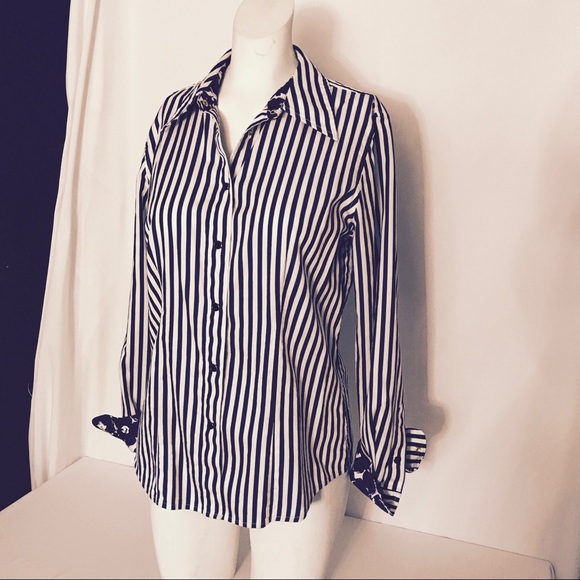 Jones New York Tops - Jones New York striped button down dress shirt M